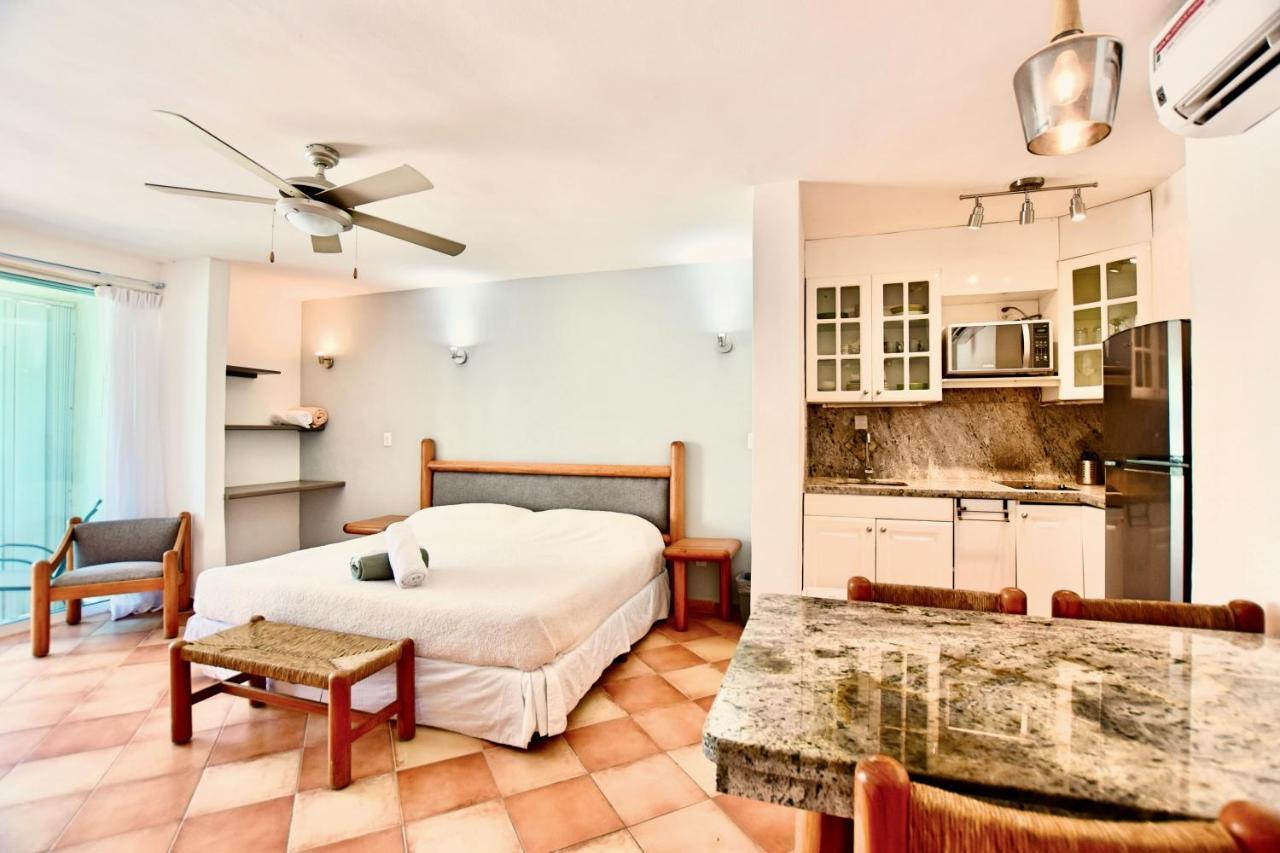 Solymar Condo Beach Resort By Casago Канкун Екстериор снимка